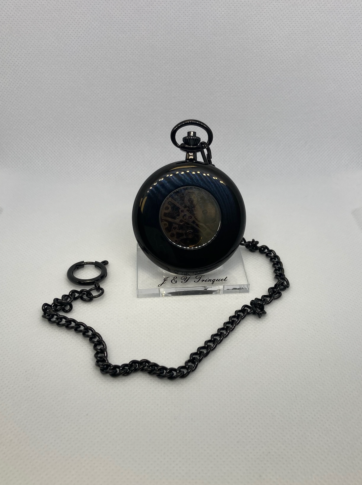 Montre à gousset noire brillante