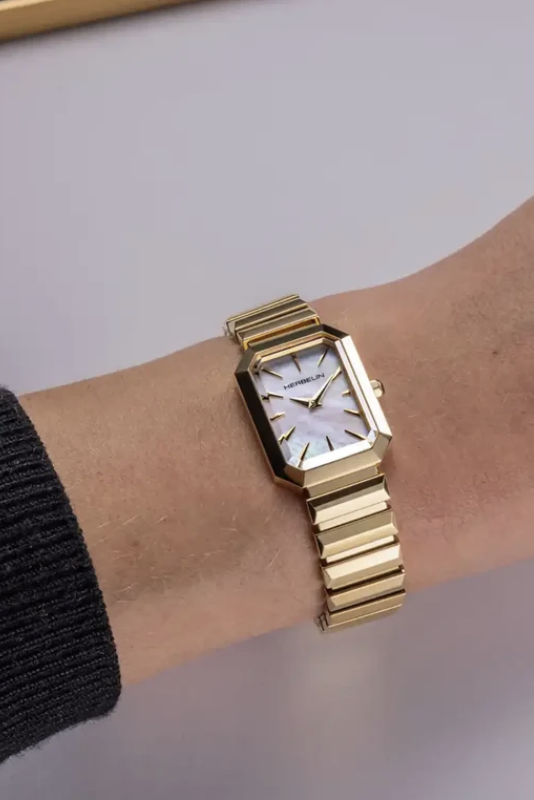 OCTOGÔNE - QUARTZ - NACRE BLANCHE & PVD OR JAUNE